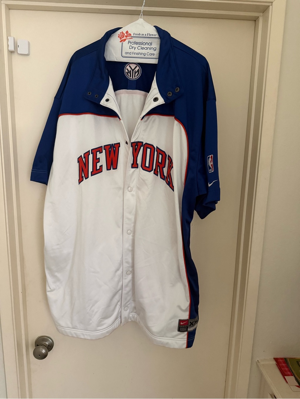 Nike Blue, New York knicks Jersey White & Orange Team Jersey (XXL) Preowned